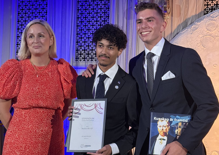 Kenny Dos Santos och Simon Suslich, samt Tove Jarl, vd Ung Företagsamhet