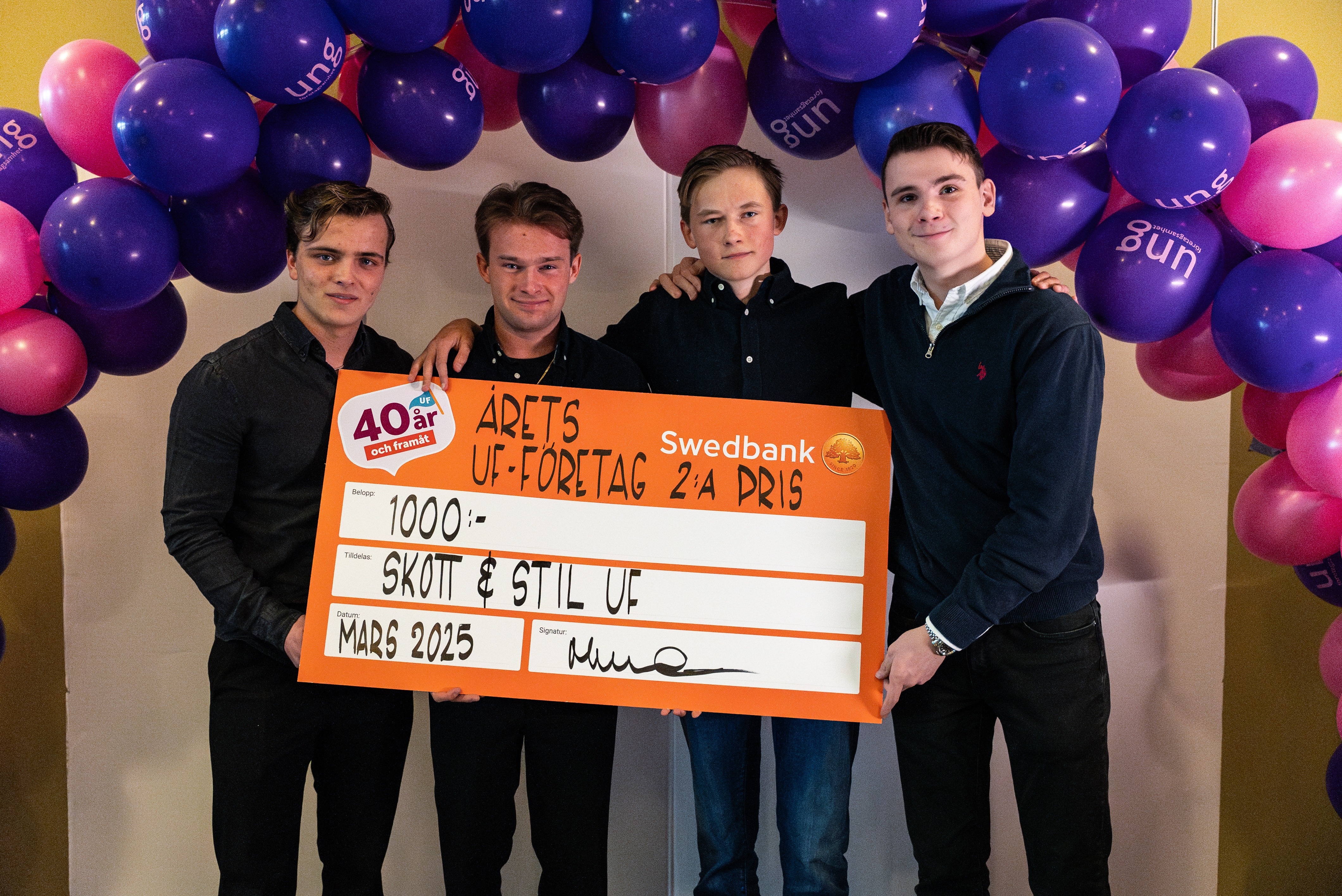 Skott och Stil UF tog andra pris i Årets UF-företag 2025