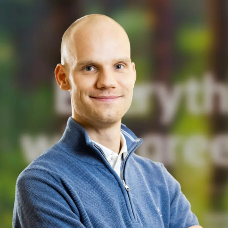 Adam Lindholm