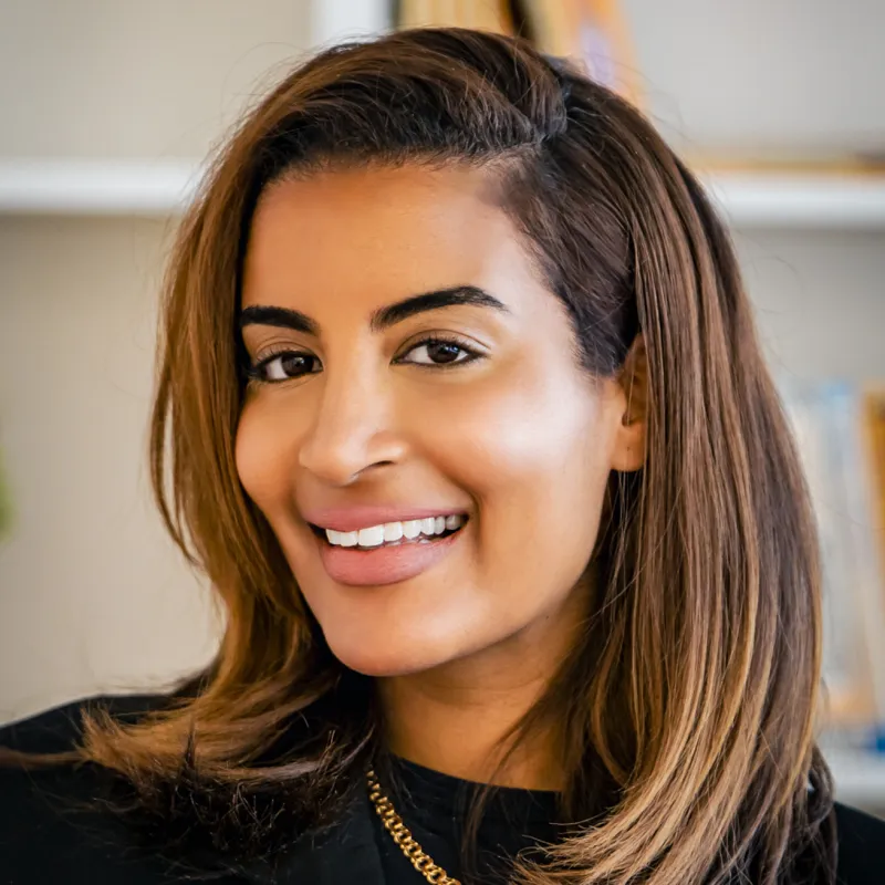 Sara Tahir